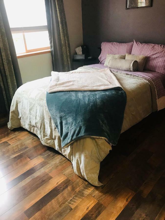 A Hyde Away Inn B&B Tok Εξωτερικό φωτογραφία